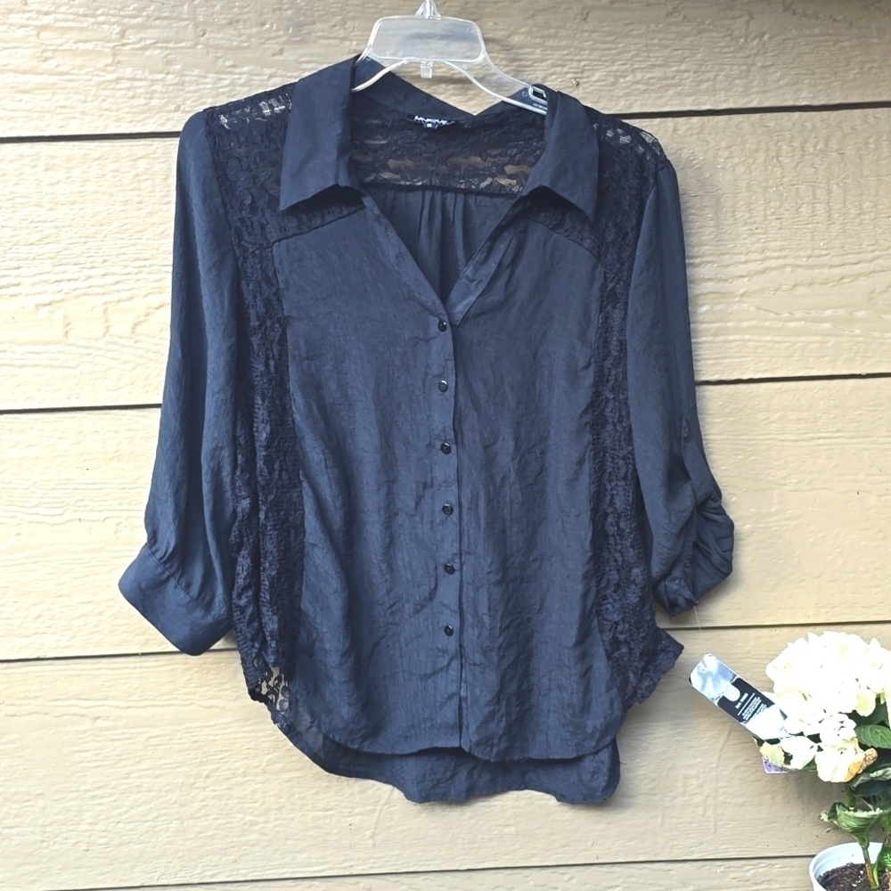 Unique Spectrum Sheer Lace Button down Blouse 3x NWT NEW